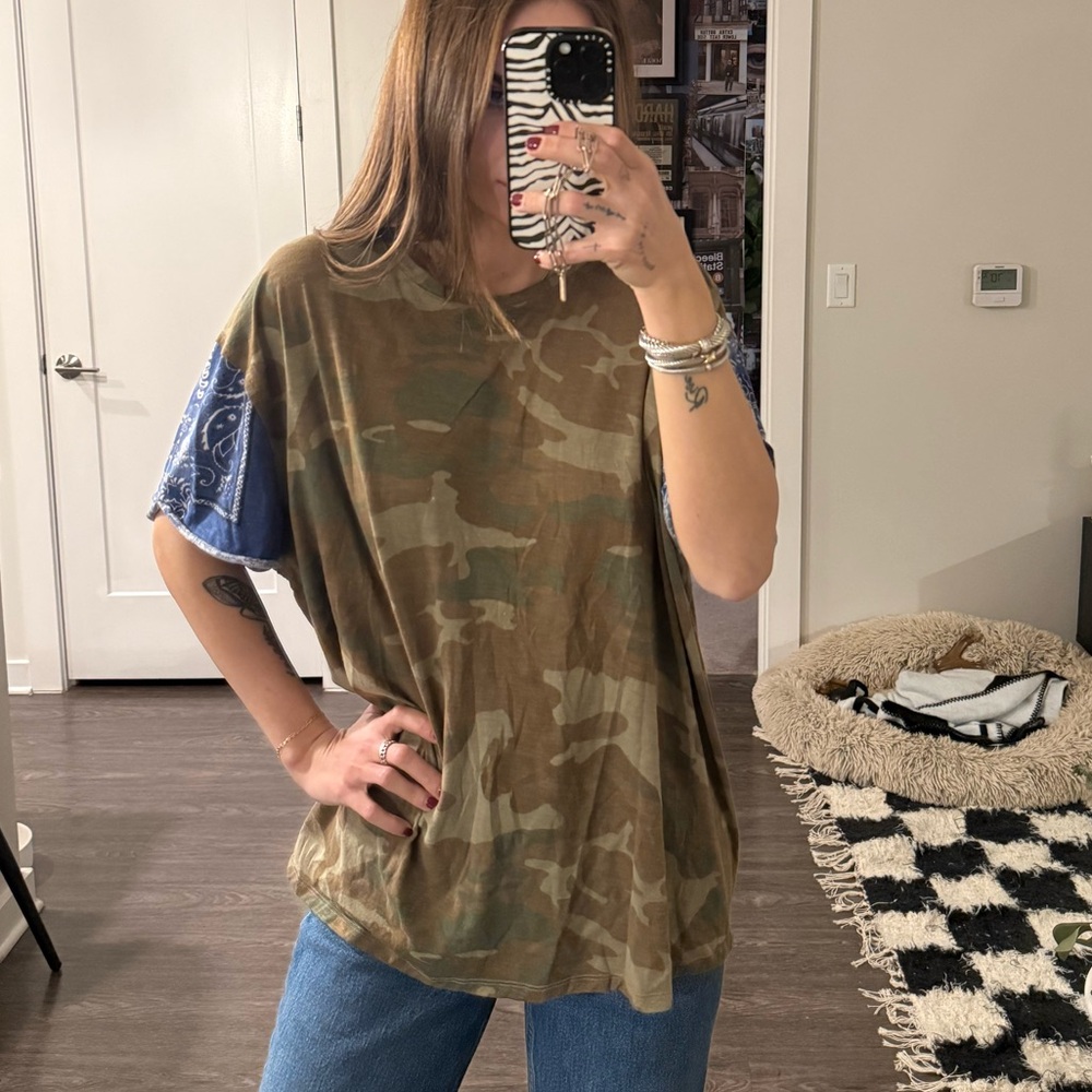 Free people tshirt